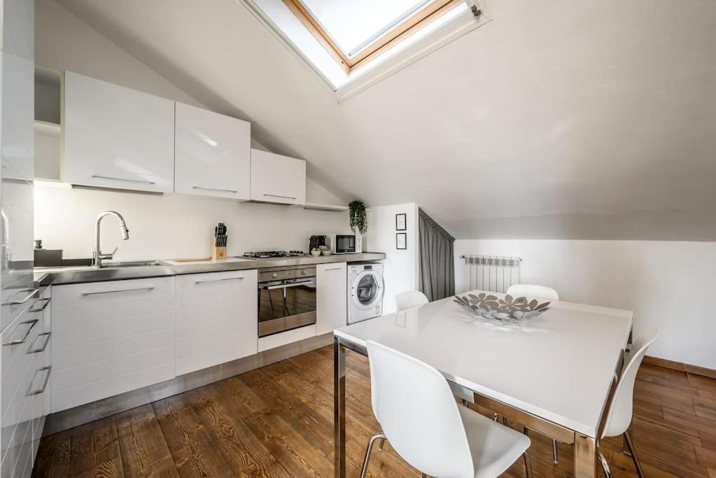 Buenos Aires' Nest - 10 Minutes From Duomo With Terrace Διαμέρισμα Μιλάνο Εξωτερικό φωτογραφία